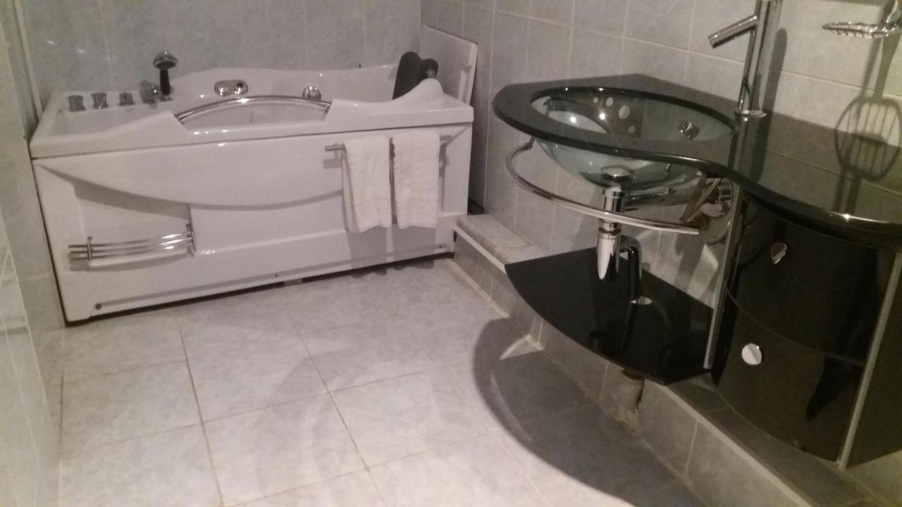 Saryarka Hotel Астана Экстерьер фото
